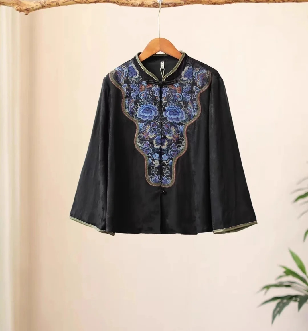 Luxuriöse Frühlingsbluse für D – Embroidery On Black Shirt Bewertung und Preis