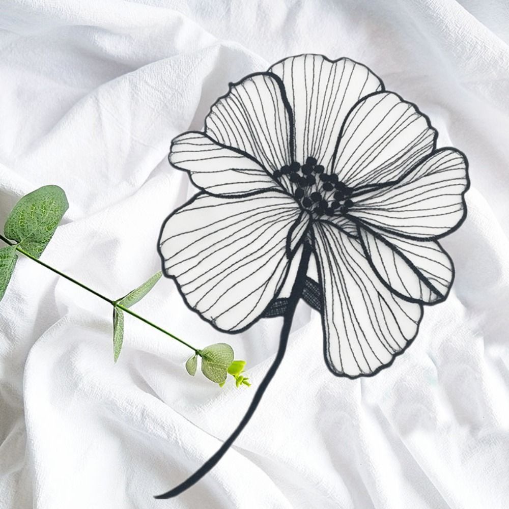 Kleidungs-Stickerei-Applikatio – Embroidery On Black Shirt Bewertung und Preis