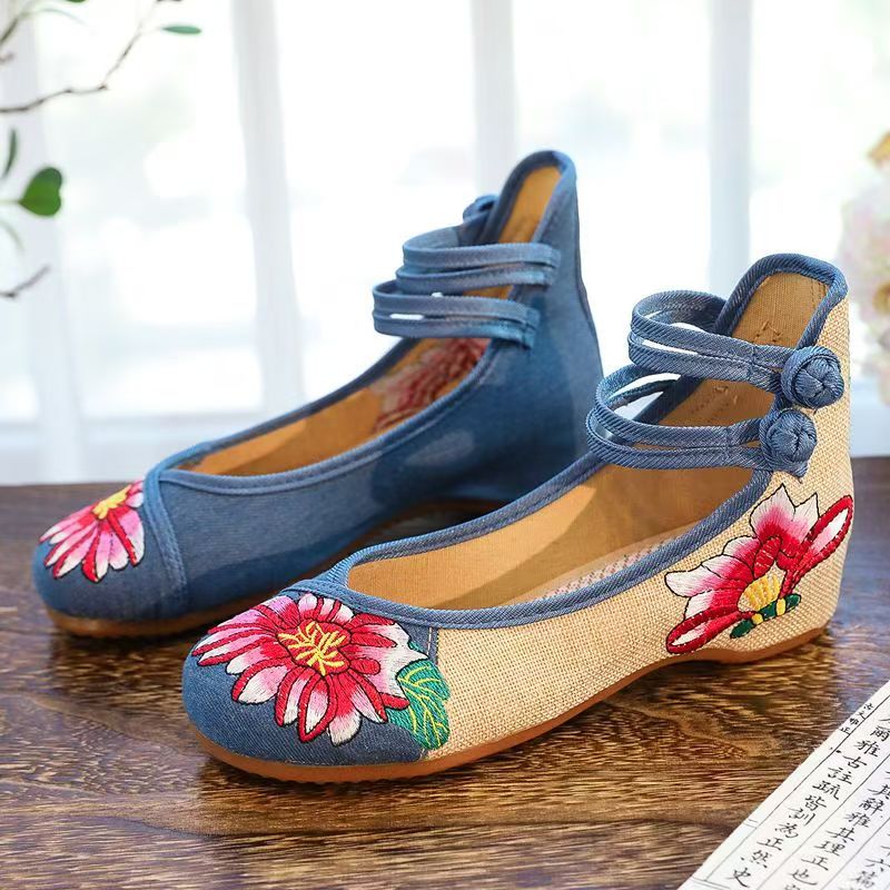Damen Keilabsatz-Schuhe mit St – Embroidery Canvas Bewertung und Preis